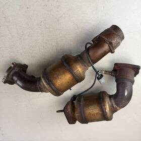 Chevrolet 23463697 2016-2024 Chevy Camaro Left And Right Side Exhaust Pipe Assembly Pair Oem