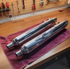 65592-09a Harley 64900016a/65592-09a Davidson Oem Chrome Touring Mufflers #64900016 /