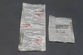 Honda 92700-080400b Nos Oem Xr600r Nx650 Xl175 Xl350r Stud Bolt 3 Pack