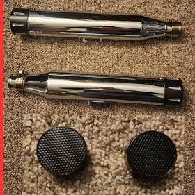 Sharkroad 750076144657 Chrome Slip On Muffler 3.5 Inch Exhaust 2018-up Softail M8 New Silencers