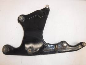 Suzuki 14410-15g00 03-06 Burgman 400 An400 Exhaust Pipe Muffler Mount Bracket Rear Wheel