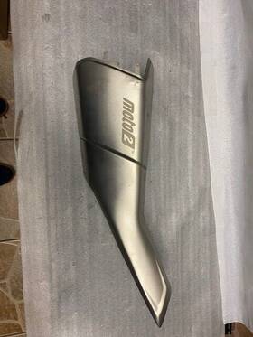 T2204173 Triumph Street Triple 765 2024 Rs Exhaust Cover With Carbon Tip