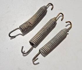 90507-20052-00 Yamaha Exhaust Pipe Retainer Springs 1994-2025 Yz250 Yz 250 1995-2002 Yz125 Wr